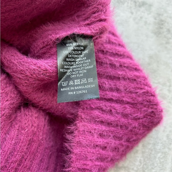 NWT Too Foxy Pink Eyelash Cardigan - Picture 8 of 9